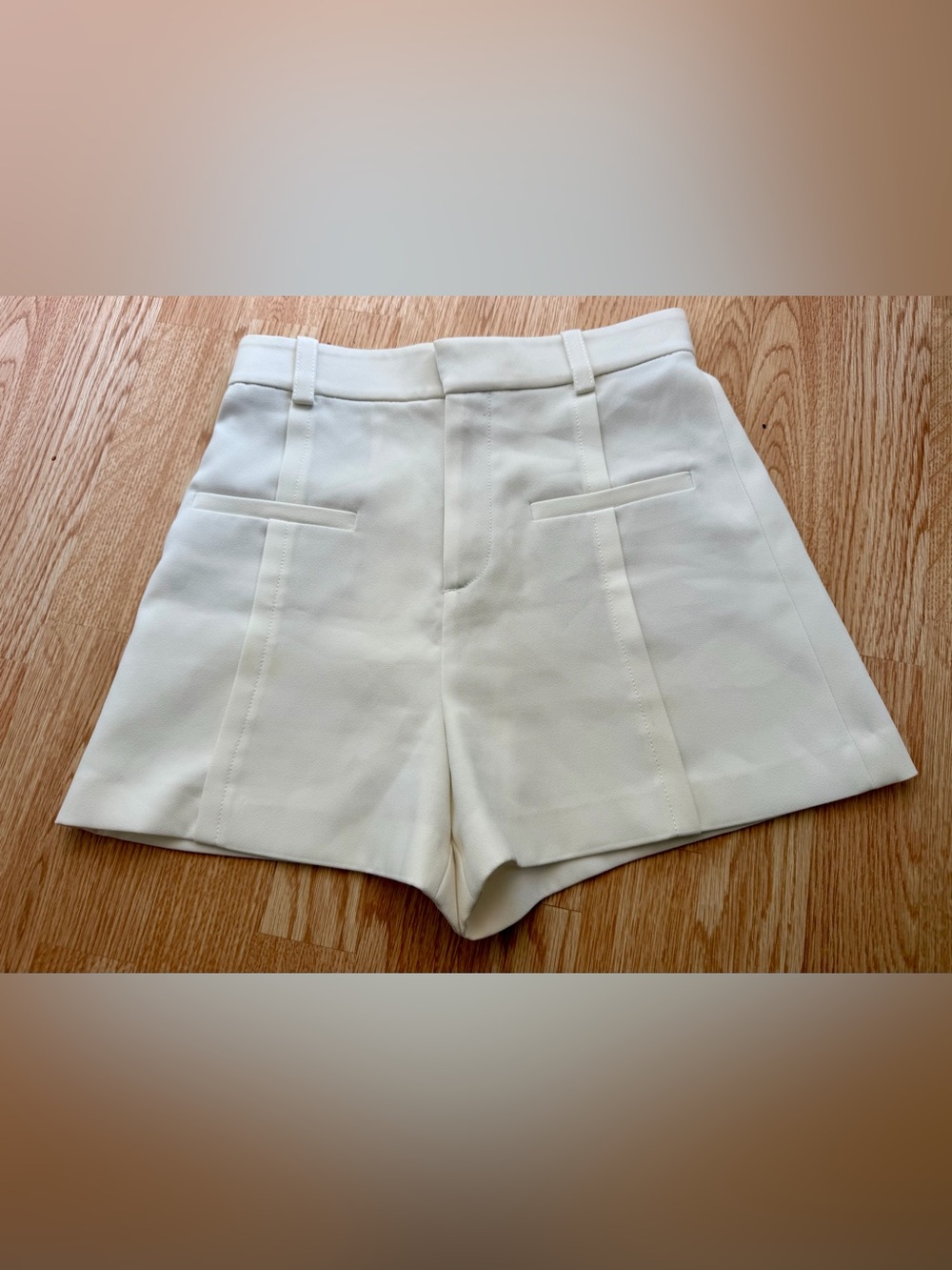 ZARA White Tailored High Waisted Shorts Size S Minimalist Dressy Summer